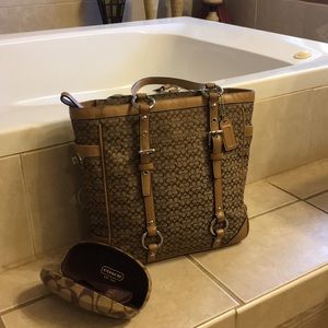 Coach F111526 khaki Signature Bag